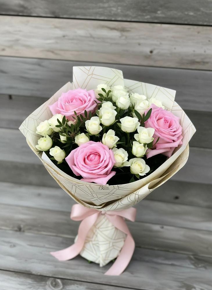 Букет цветов из: Розы в Нижнее Маслово