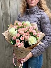 Букет цветов из:  Розы в Нижнее Маслово