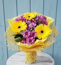 Букет цветов из:  Хризантемы и Герберы в Нижнее Маслово