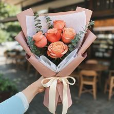 Букет цветов из:  Розы в Нижнее Маслово