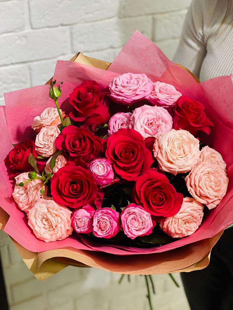 Букет цветов из: Розы в Нижнее Маслово