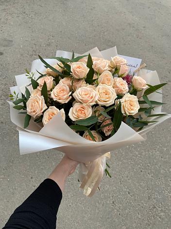 Букет Кремовые розы Латте в Нижнее Маслово