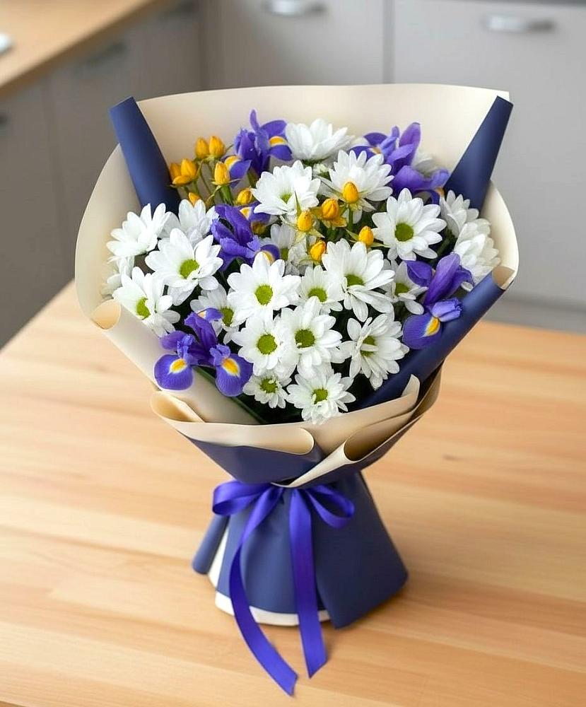 Букет цветов из: Розы, Ирисы и Хризантемы в Нижнее Маслово