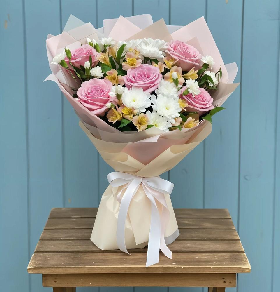 Букет цветов из: Гвоздики, Орхидеи и Розы в Нижнее Маслово